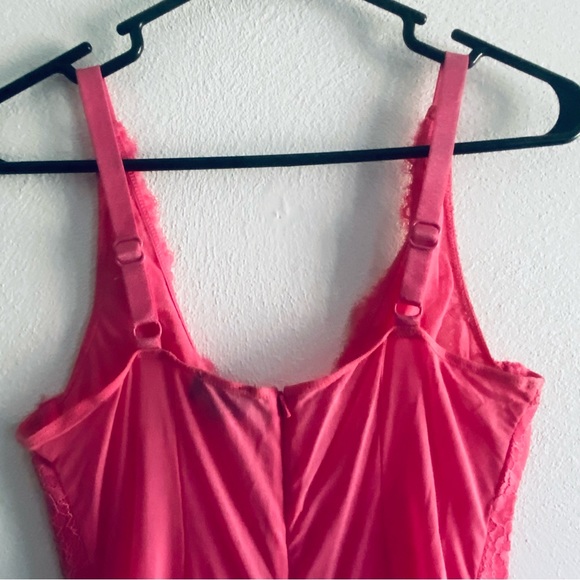 Revolve Bandit pink lace bodysuit - Picture 7 of 10